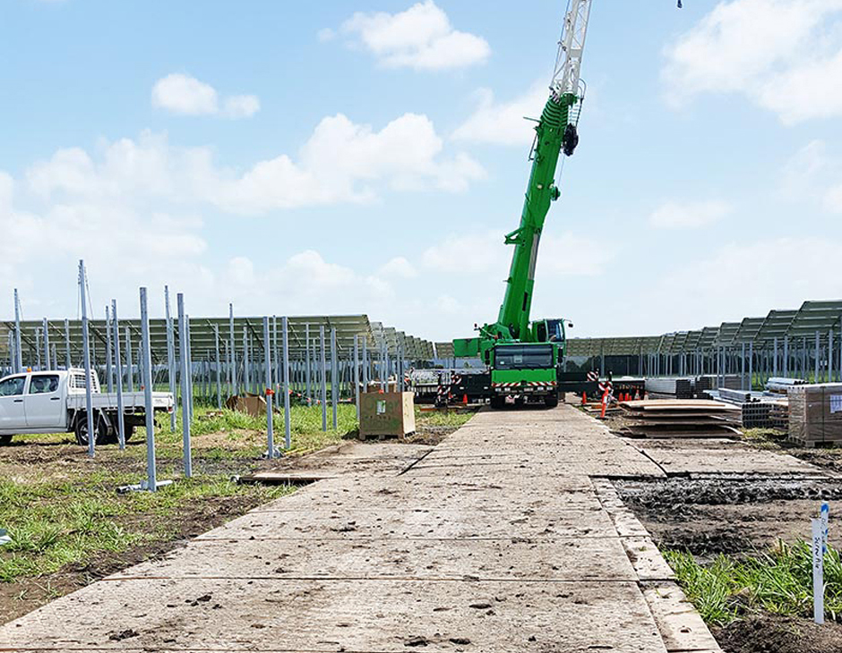 Crane Lift Platform for Solar Table Installation